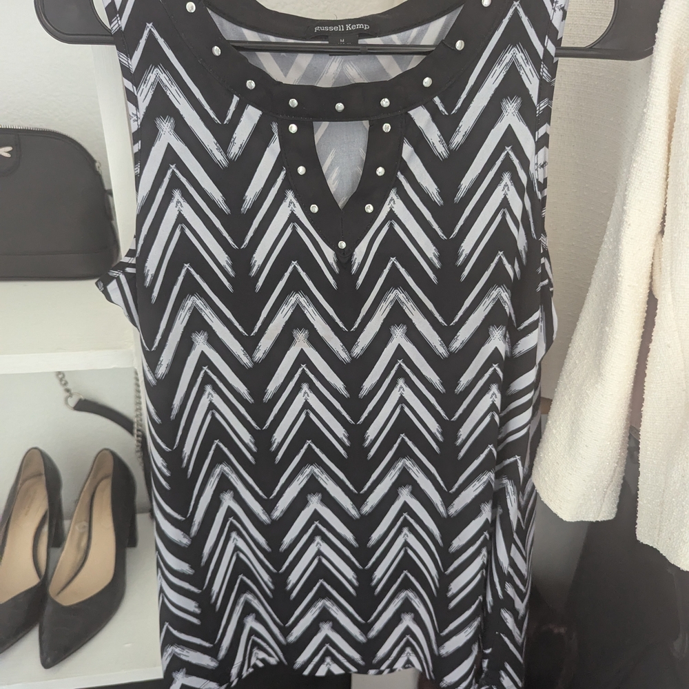 Russell Kemp Black and White Chevron Women's Top